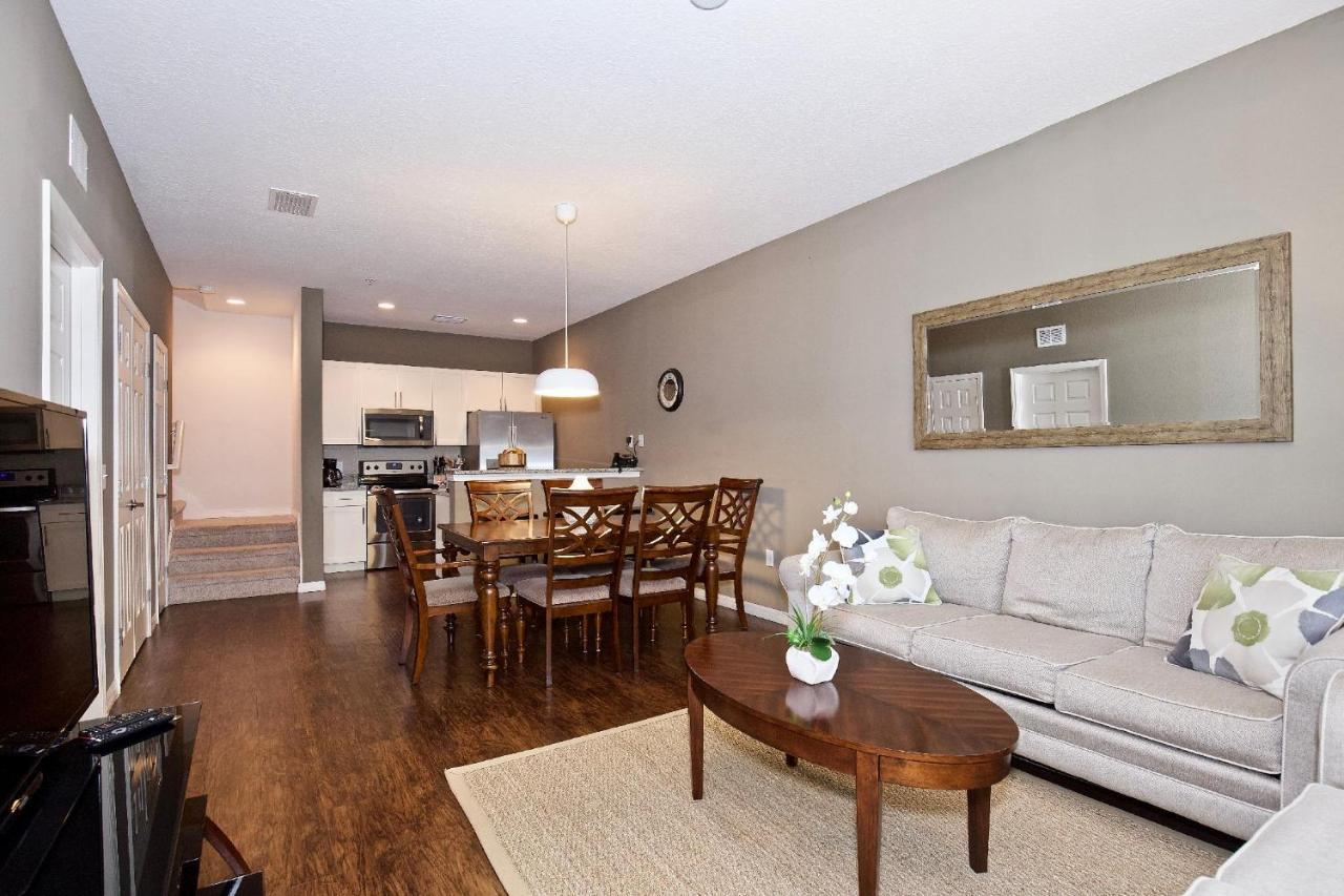 Great And Practical Townhouse In Gated Community, Sleeps 6 10 Min To Disney! Orlando Exterior foto